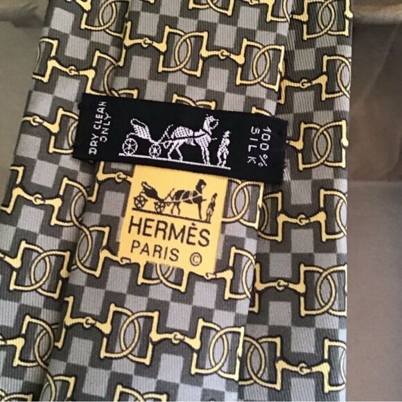 Hermes gold and silver interlock designer tie - Picture 3 of 4